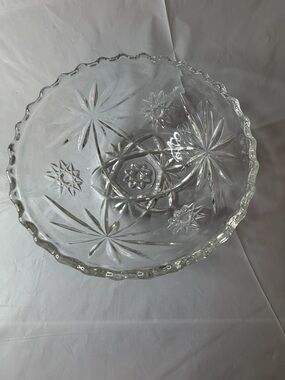 Vintage Anchor Hocking glass serving bowl - 5”